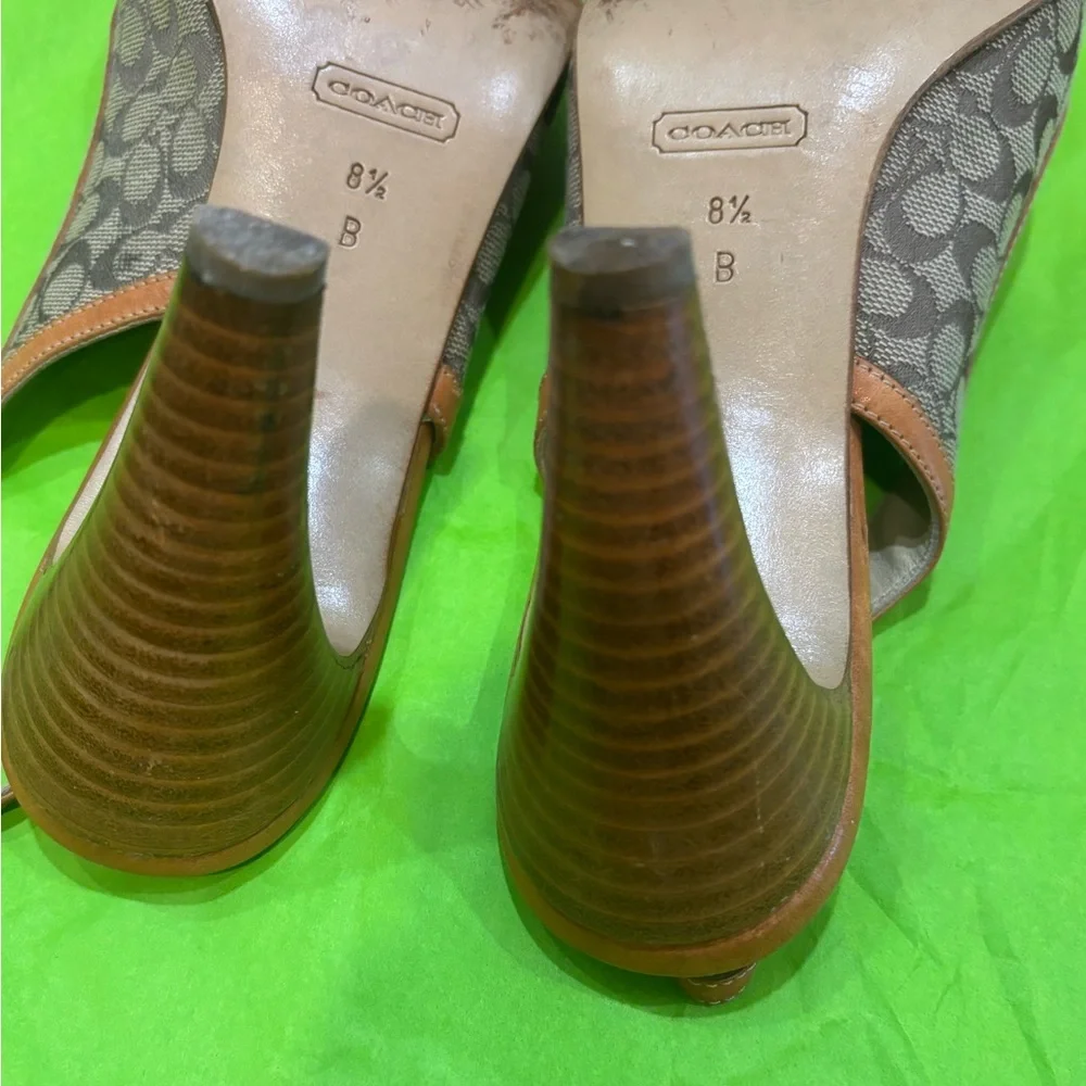 🌸 Vintage Coach sling back heels 🌸 - Picture 7 of 10